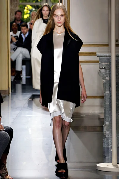 Look 20